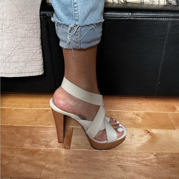 ✅ MUST GO ✅ BCBG Generation sandales - Great used condition in size 6 (36) - Picture 3 of 4